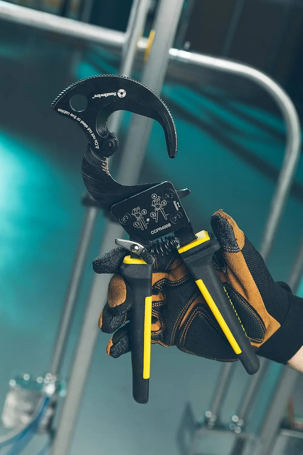 Heavy Duty Ratcheting Cable Cutters With Quick Release Lever
